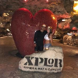 Meet your Posher, Carlos andres